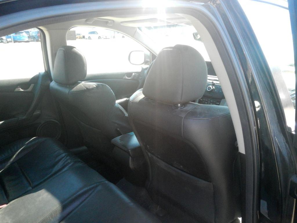 Acura TSX V6 5-Speed AT 2010