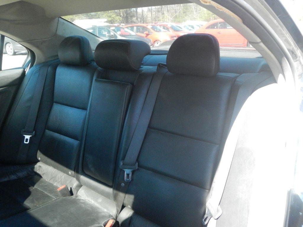 Acura TSX V6 5-Speed AT 2010