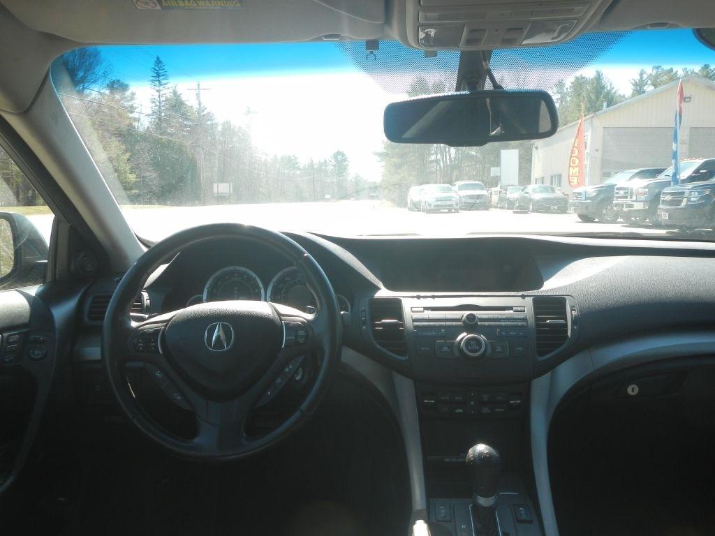 Acura TSX V6 5-Speed AT 2010