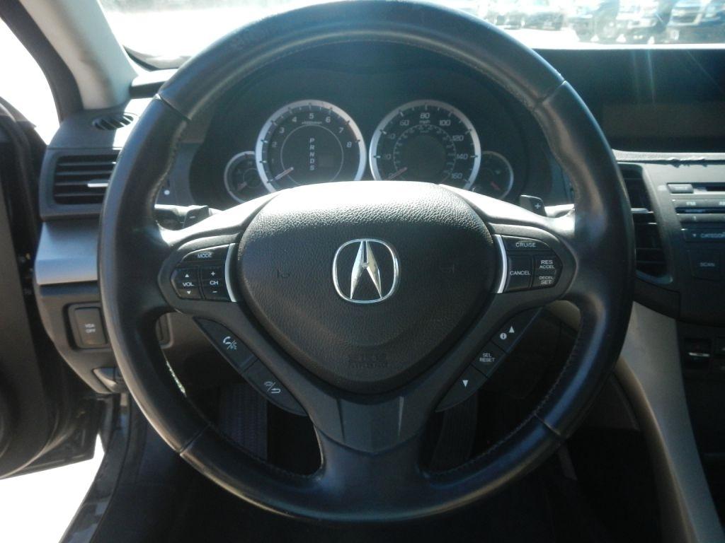 Acura TSX V6 5-Speed AT 2010