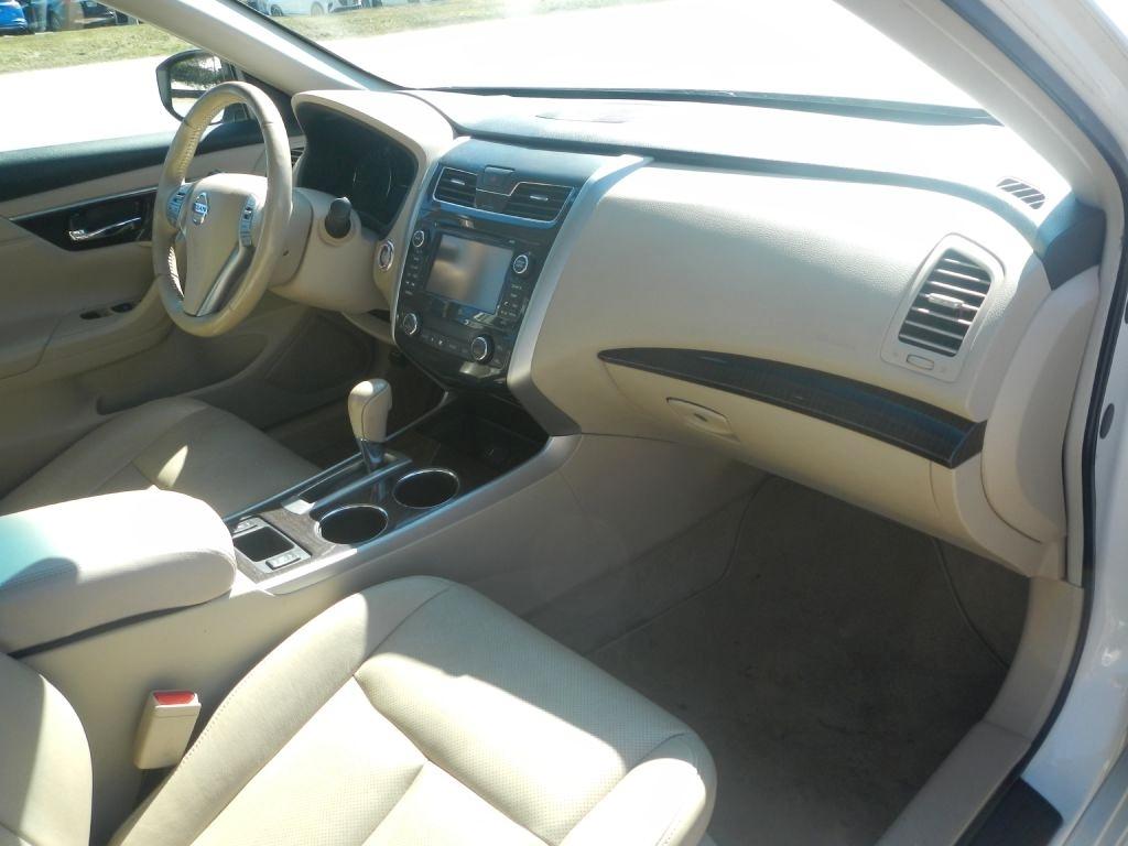 Nissan Altima 2.5 2013