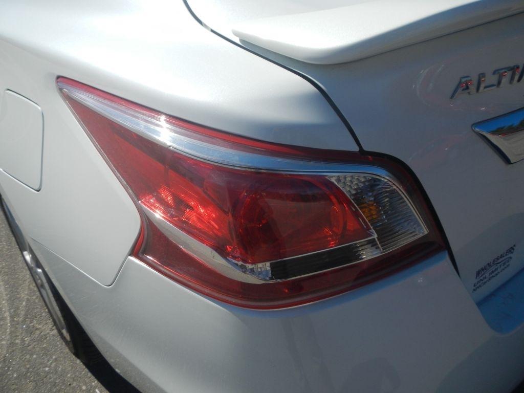 Nissan Altima 2.5 2013