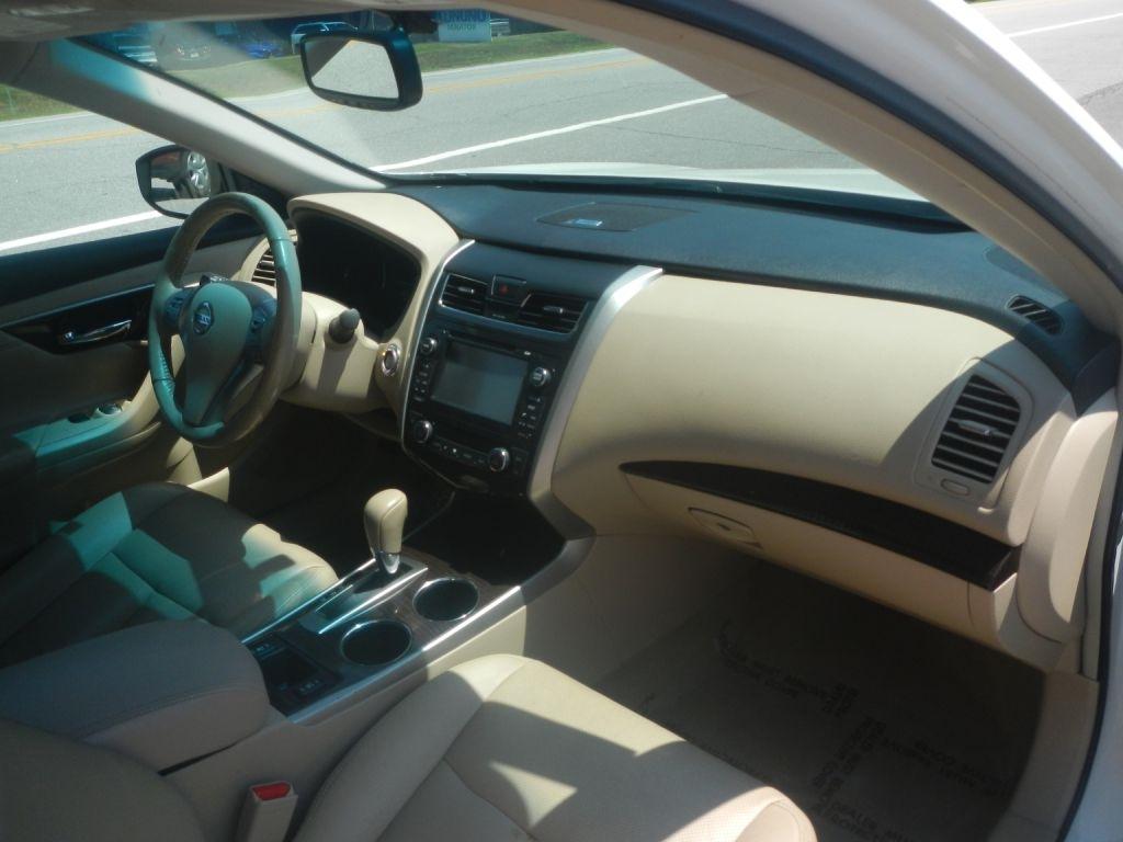 Nissan Altima 2.5 2013