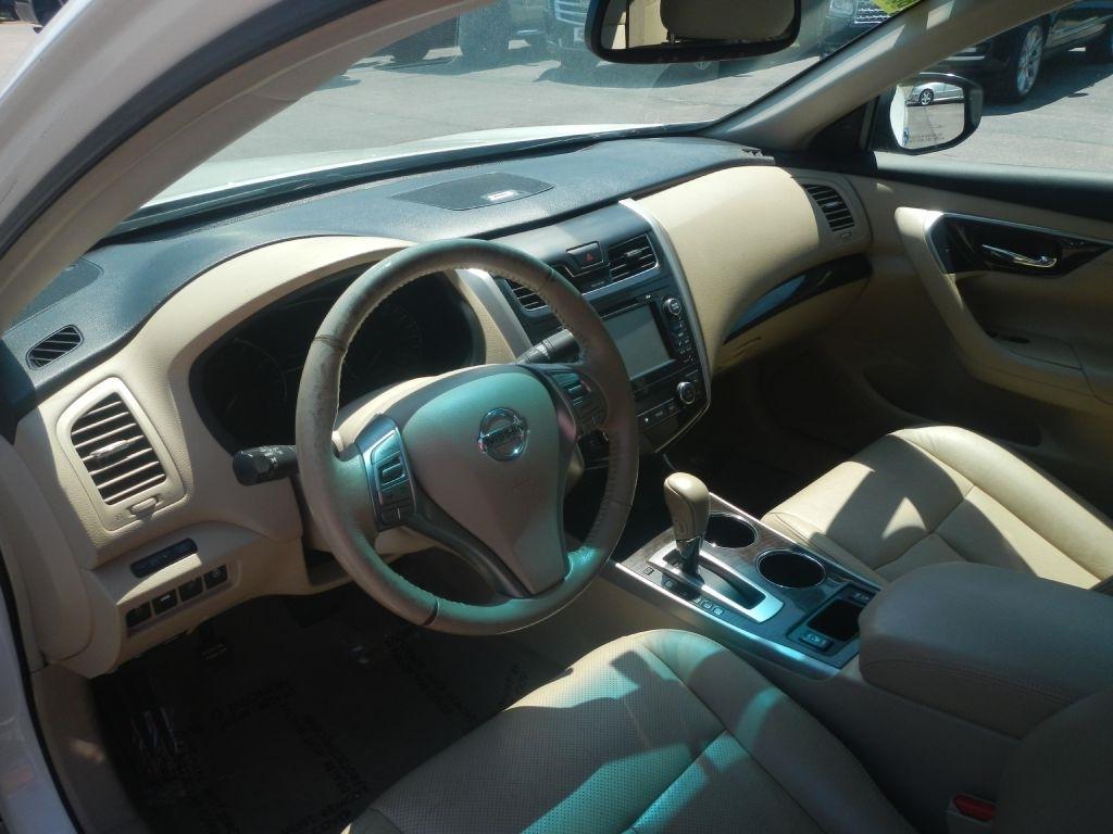 Nissan Altima 2.5 2013