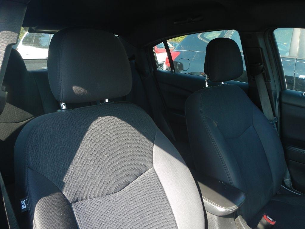 Chrysler 200 LX 2012