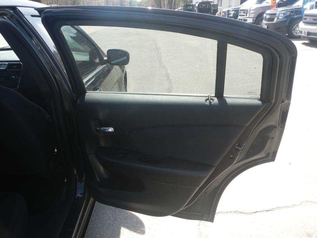 Chrysler 200 LX 2012