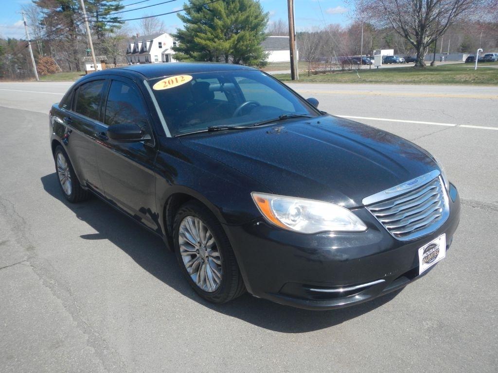 Chrysler 200 LX 2012