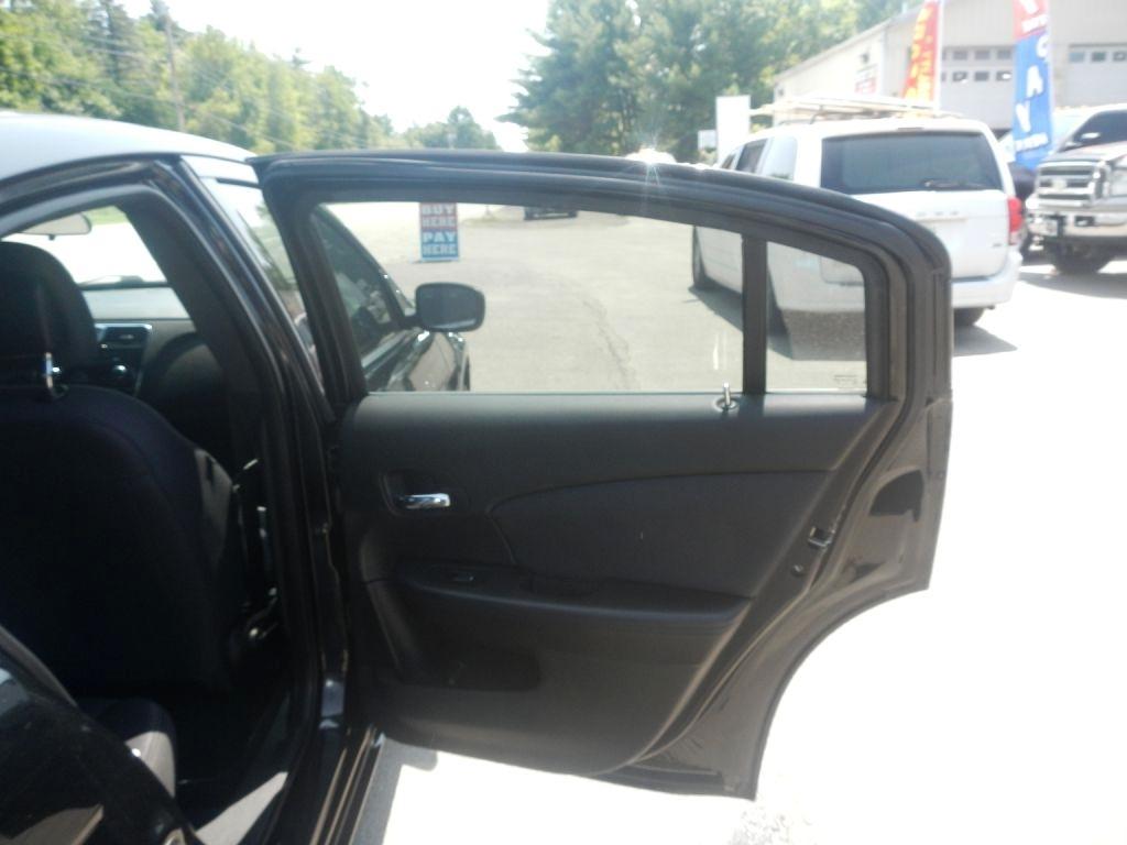Chrysler 200 LX 2012