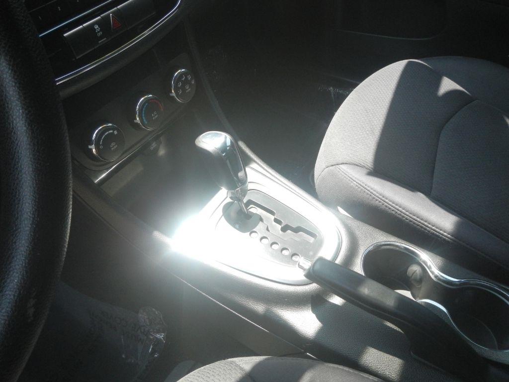 Chrysler 200 LX 2012