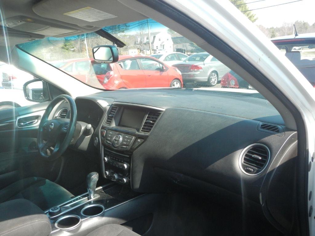 Nissan Pathfinder S 4WD 2016