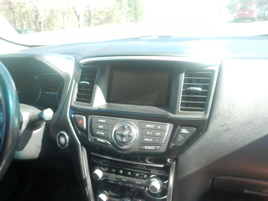 Nissan Pathfinder S 4WD 2016