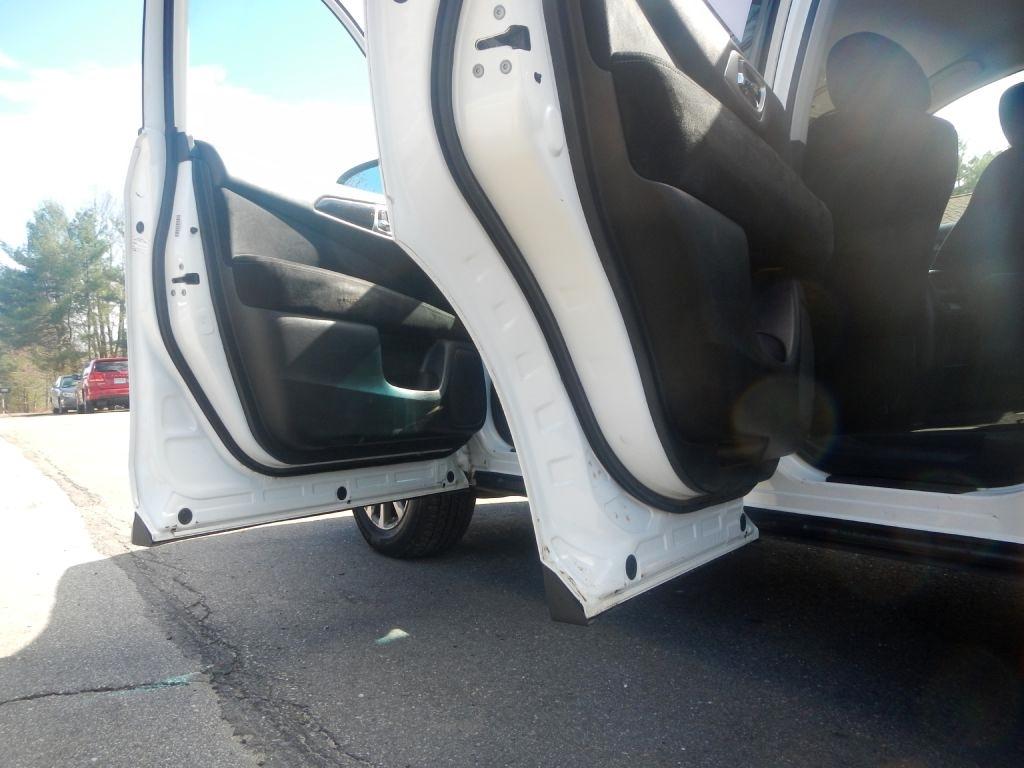 Nissan Pathfinder S 4WD 2016