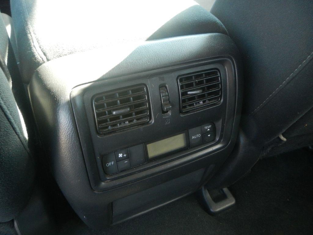 Nissan Pathfinder S 4WD 2016