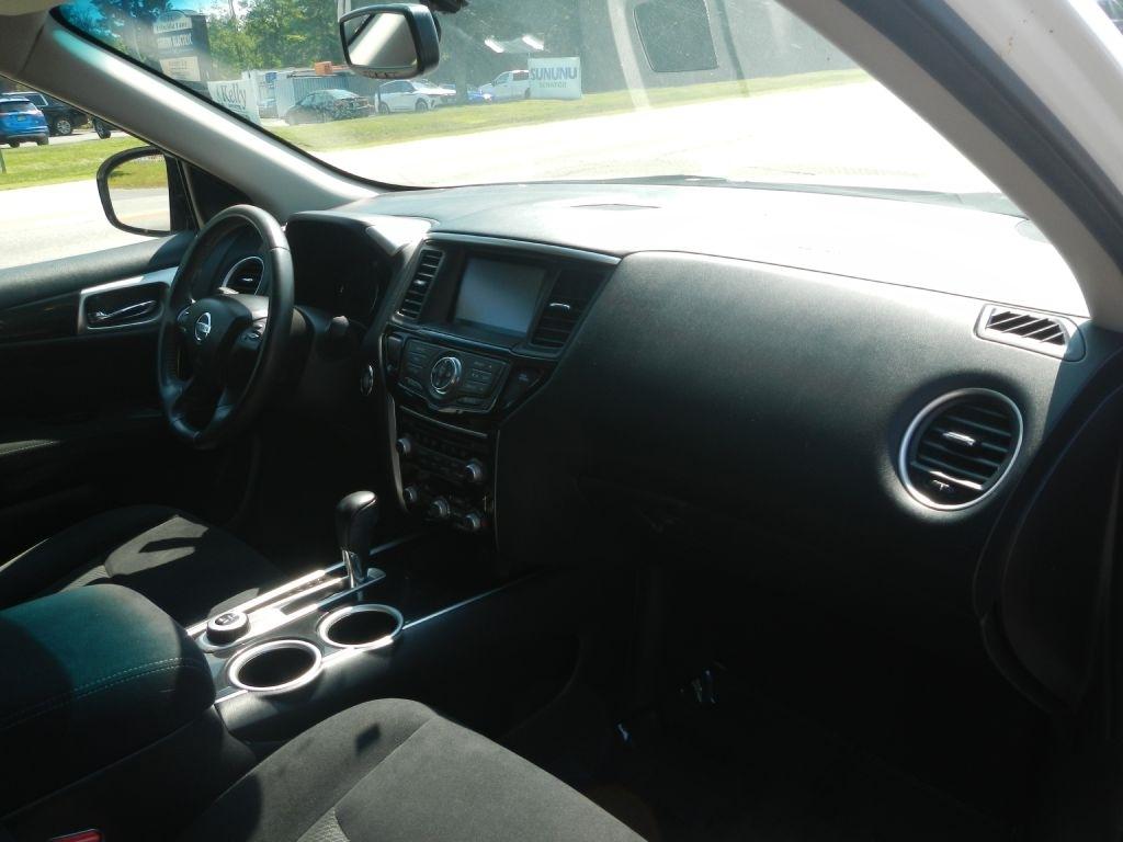 Nissan Pathfinder S 4WD 2016