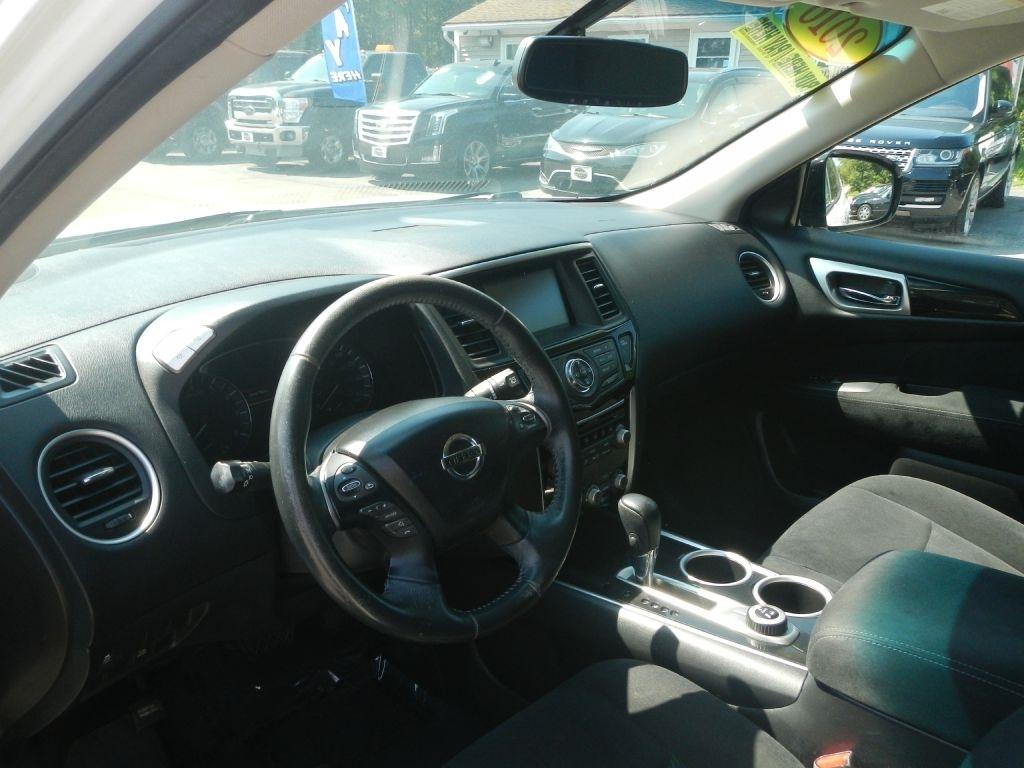 Nissan Pathfinder S 4WD 2016