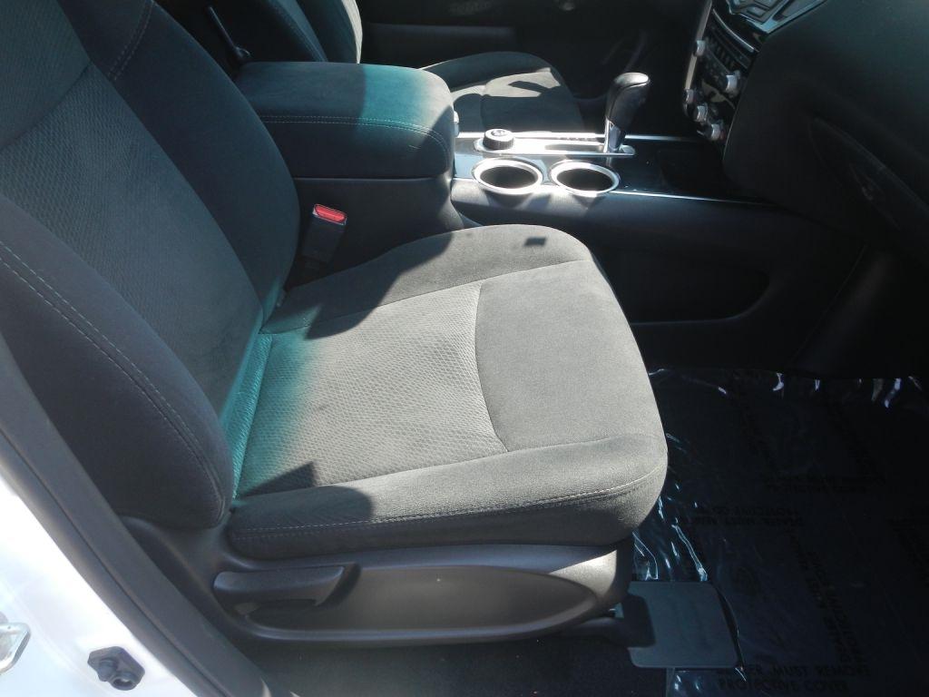 Nissan Pathfinder S 4WD 2016