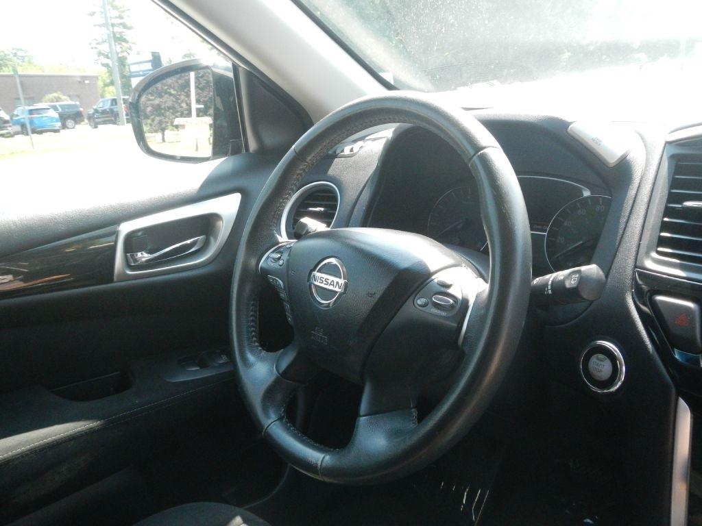 Nissan Pathfinder S 4WD 2016