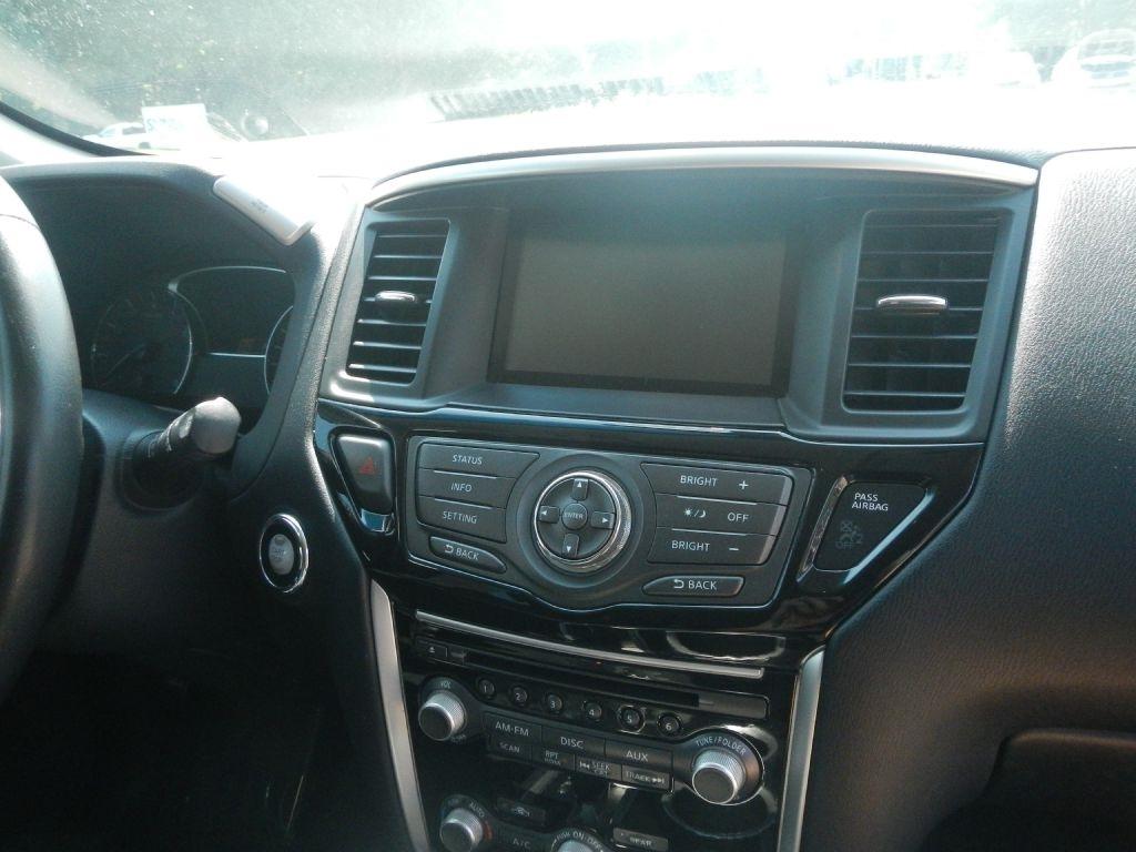 Nissan Pathfinder S 4WD 2016