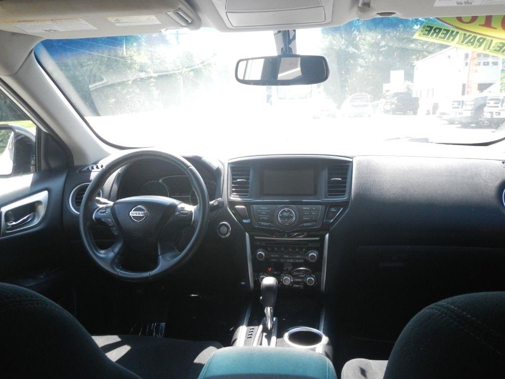 Nissan Pathfinder S 4WD 2016
