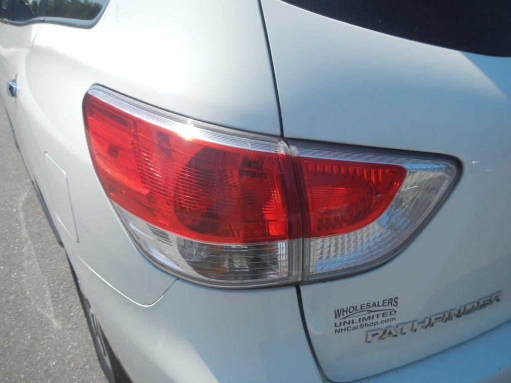Nissan Pathfinder S 4WD 2016