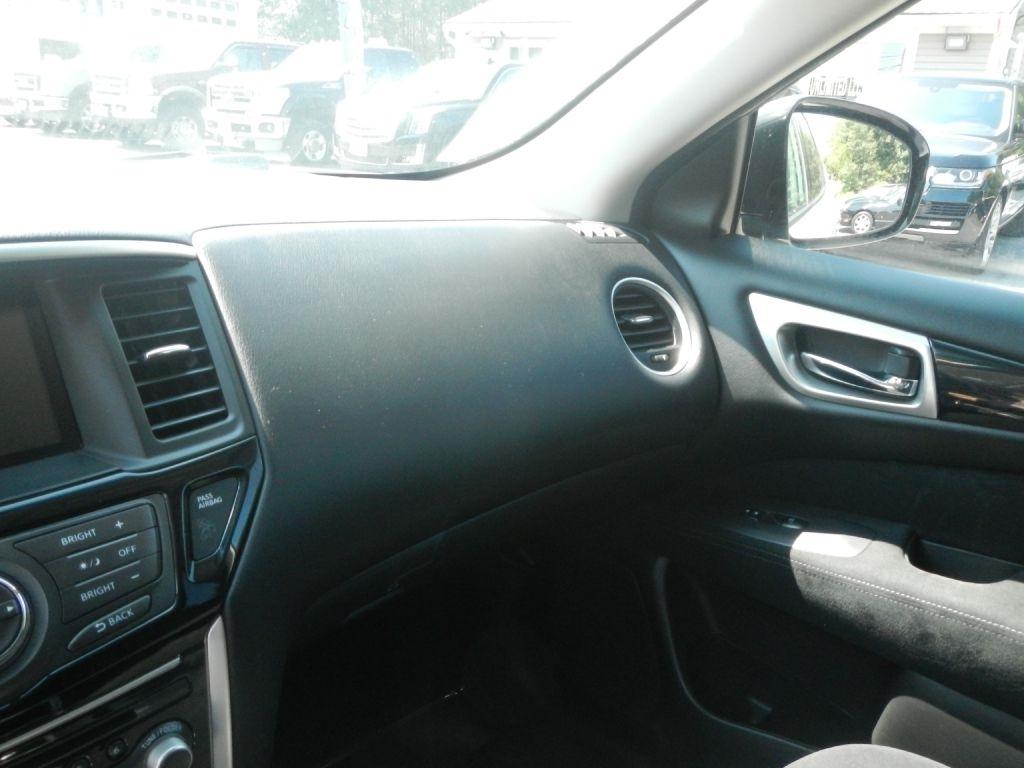 Nissan Pathfinder S 4WD 2016