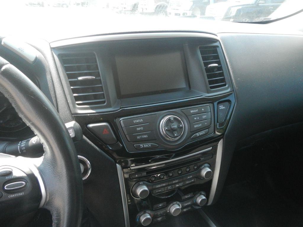Nissan Pathfinder S 4WD 2016