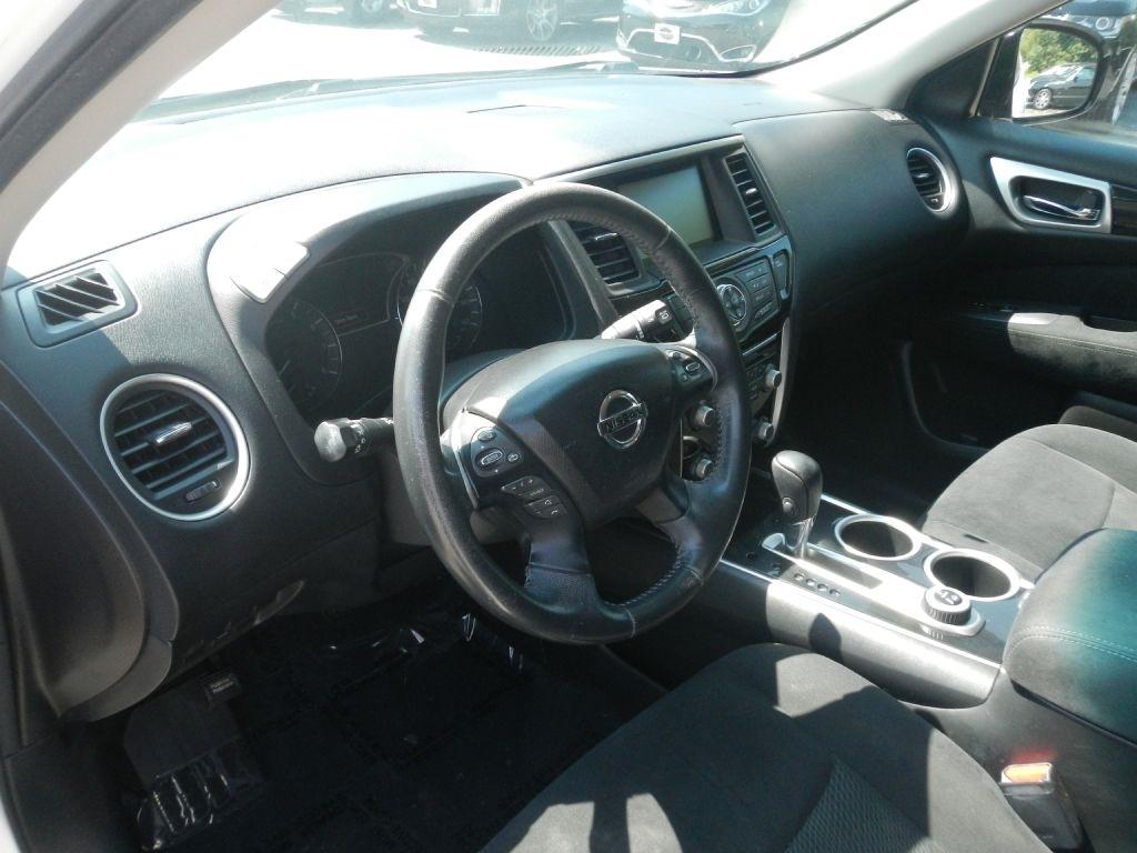 Nissan Pathfinder S 4WD 2016