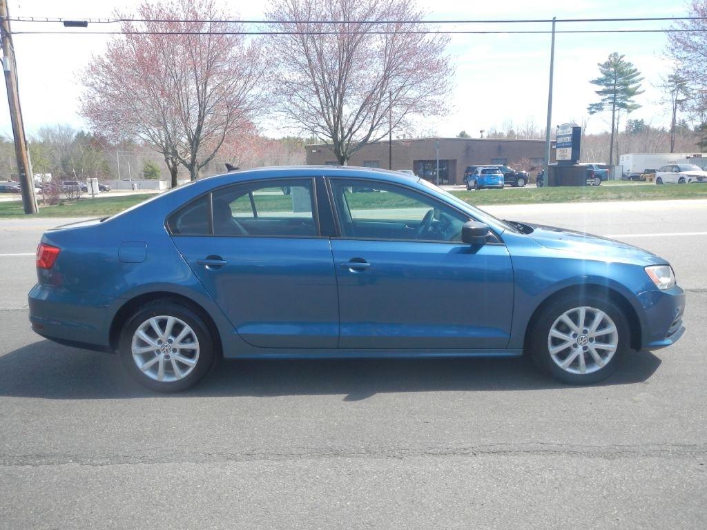 Volkswagen Jetta SE 6A 2015
