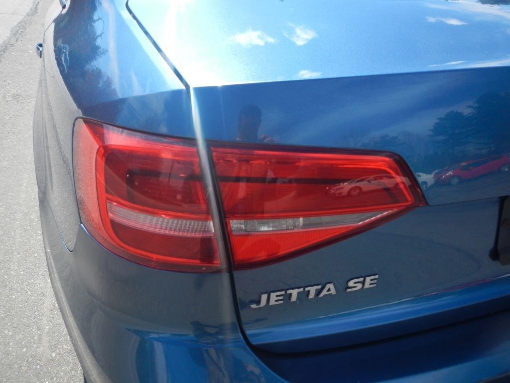 Volkswagen Jetta SE 6A 2015
