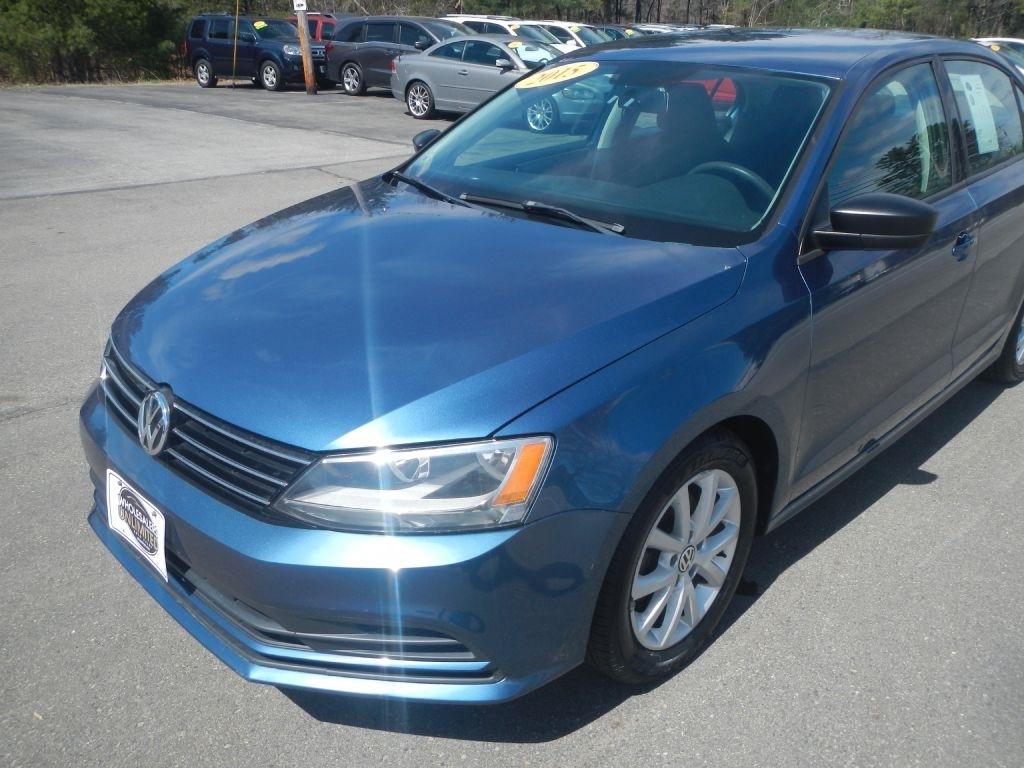 Volkswagen Jetta SE 6A 2015