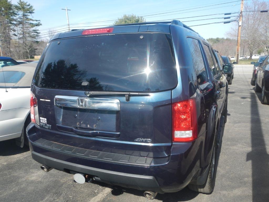 Honda Pilot EX-L 4WD 5-Spd AT with Navigation 2011