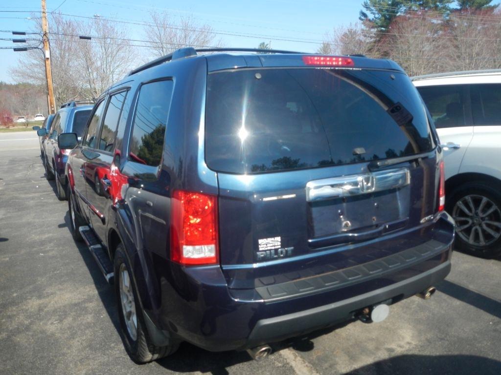 Honda Pilot EX-L 4WD 5-Spd AT with Navigation 2011