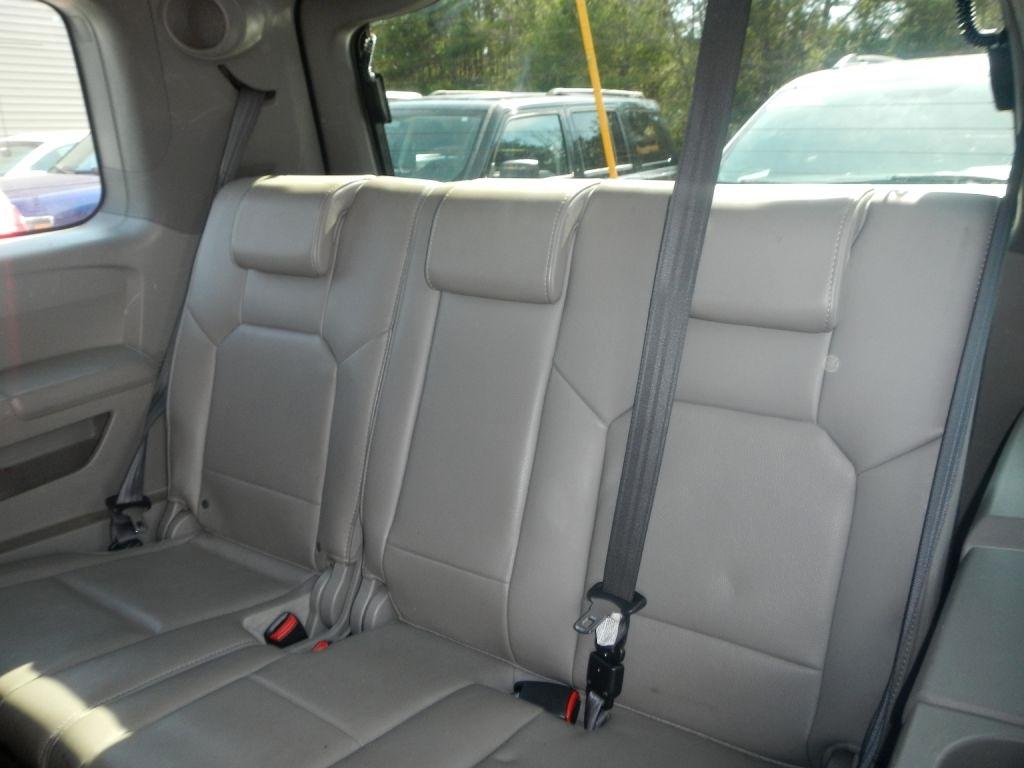 Honda Pilot EX-L 4WD 5-Spd AT with Navigation 2011