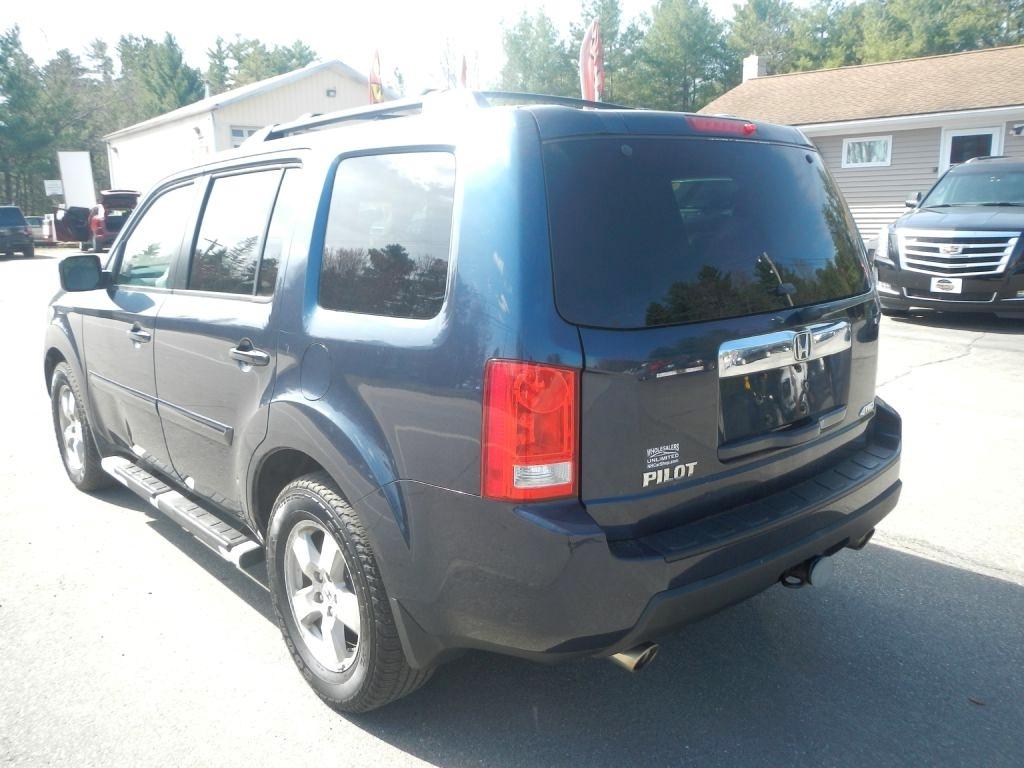 Honda Pilot EX-L 4WD 5-Spd AT with Navigation 2011