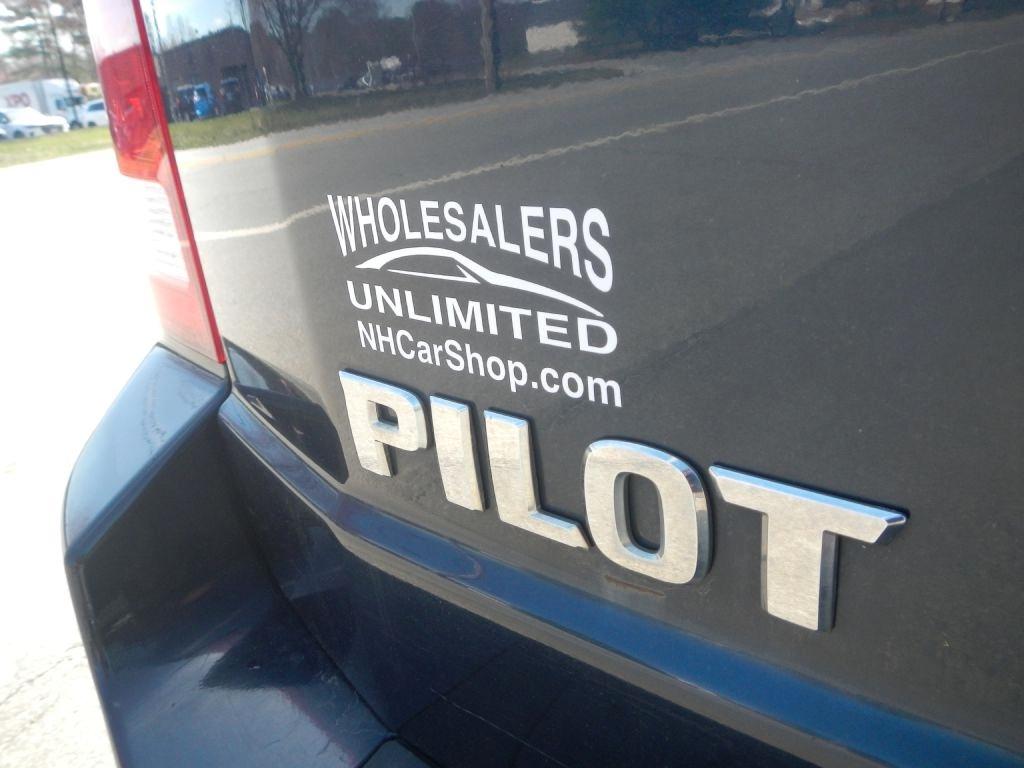 Honda Pilot EX-L 4WD 5-Spd AT with Navigation 2011