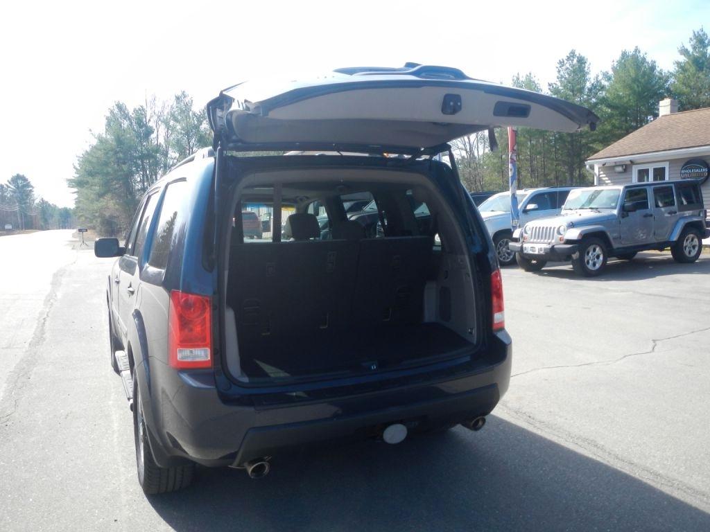 Honda Pilot EX-L 4WD 5-Spd AT with Navigation 2011