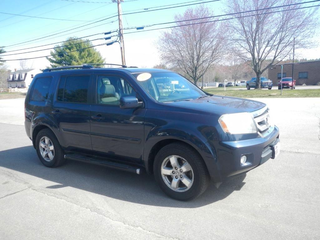 Honda Pilot EX-L 4WD 5-Spd AT with Navigation 2011