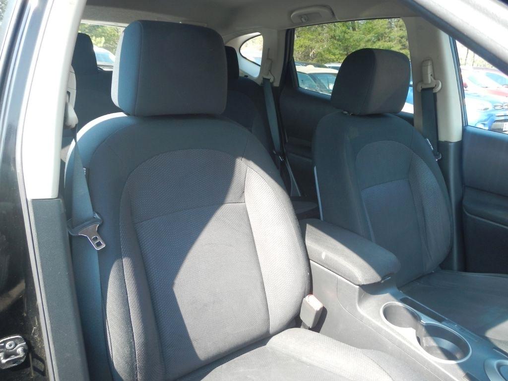 Nissan Rogue S AWD 2012