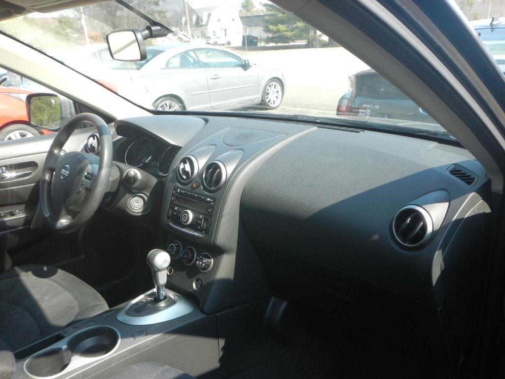 Nissan Rogue S AWD 2012