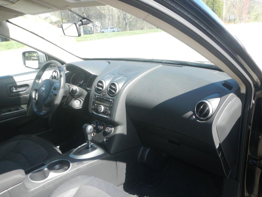 Nissan Rogue S AWD 2012