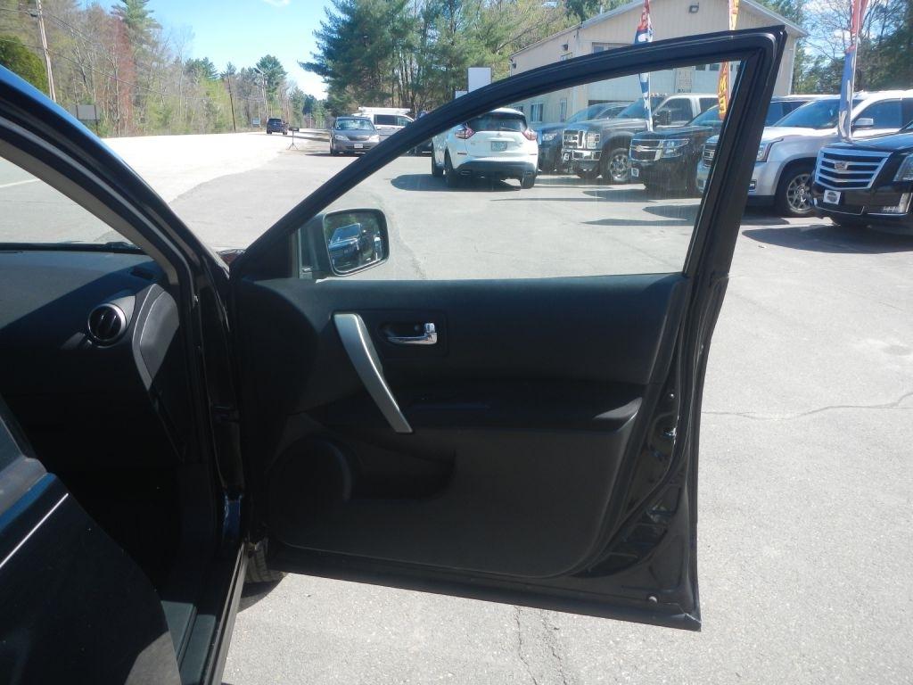 Nissan Rogue S AWD 2012