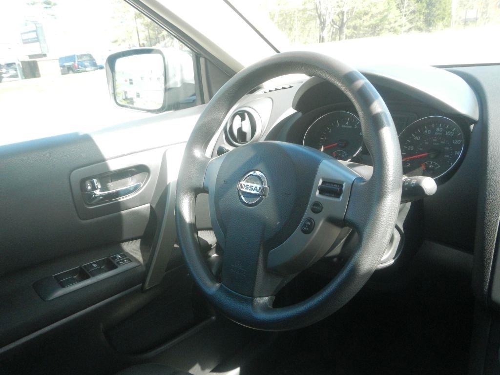 Nissan Rogue S AWD 2012