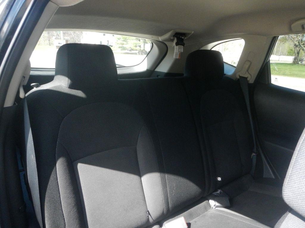 Nissan Rogue S AWD 2012