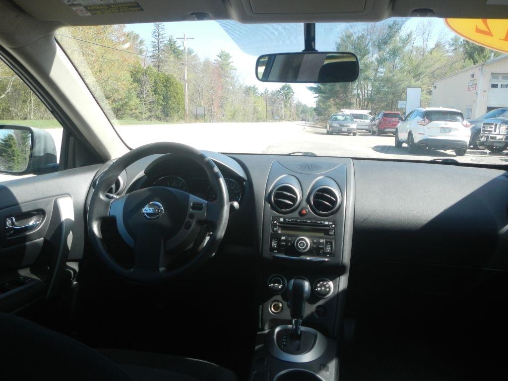 Nissan Rogue S AWD 2012