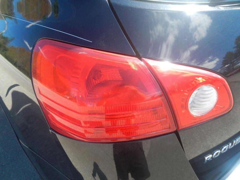 Nissan Rogue S AWD 2012