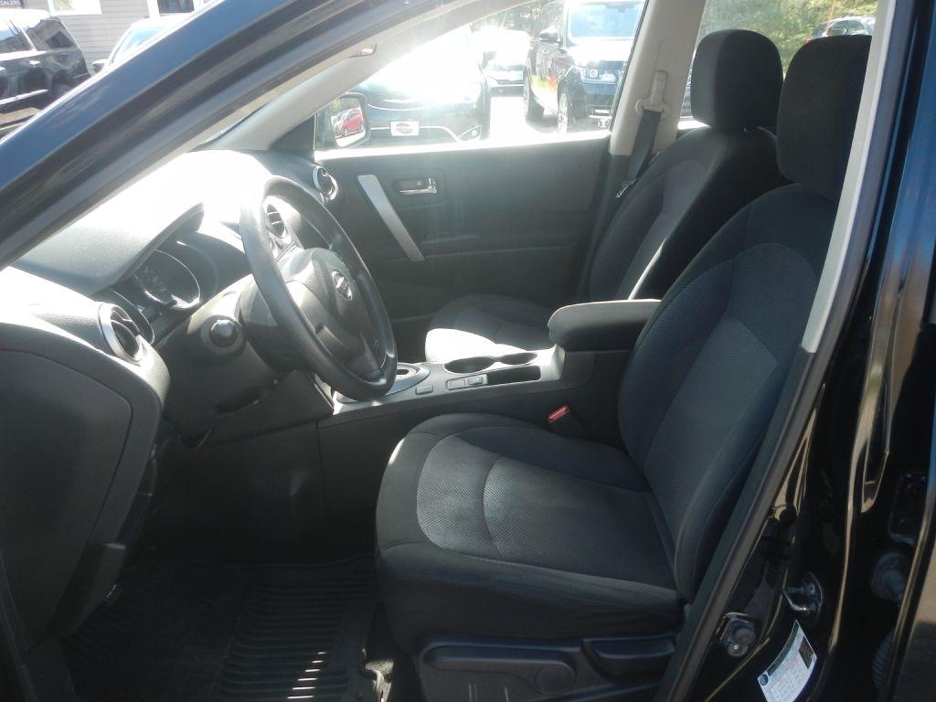 Nissan Rogue S AWD 2012