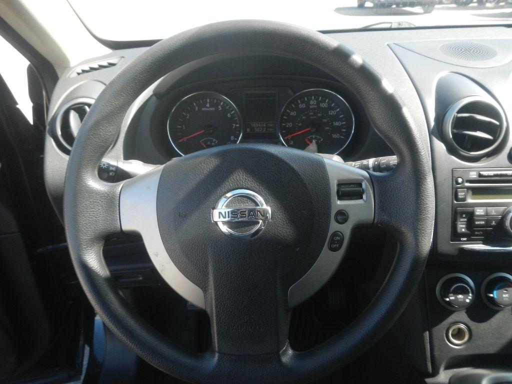 Nissan Rogue S AWD 2012