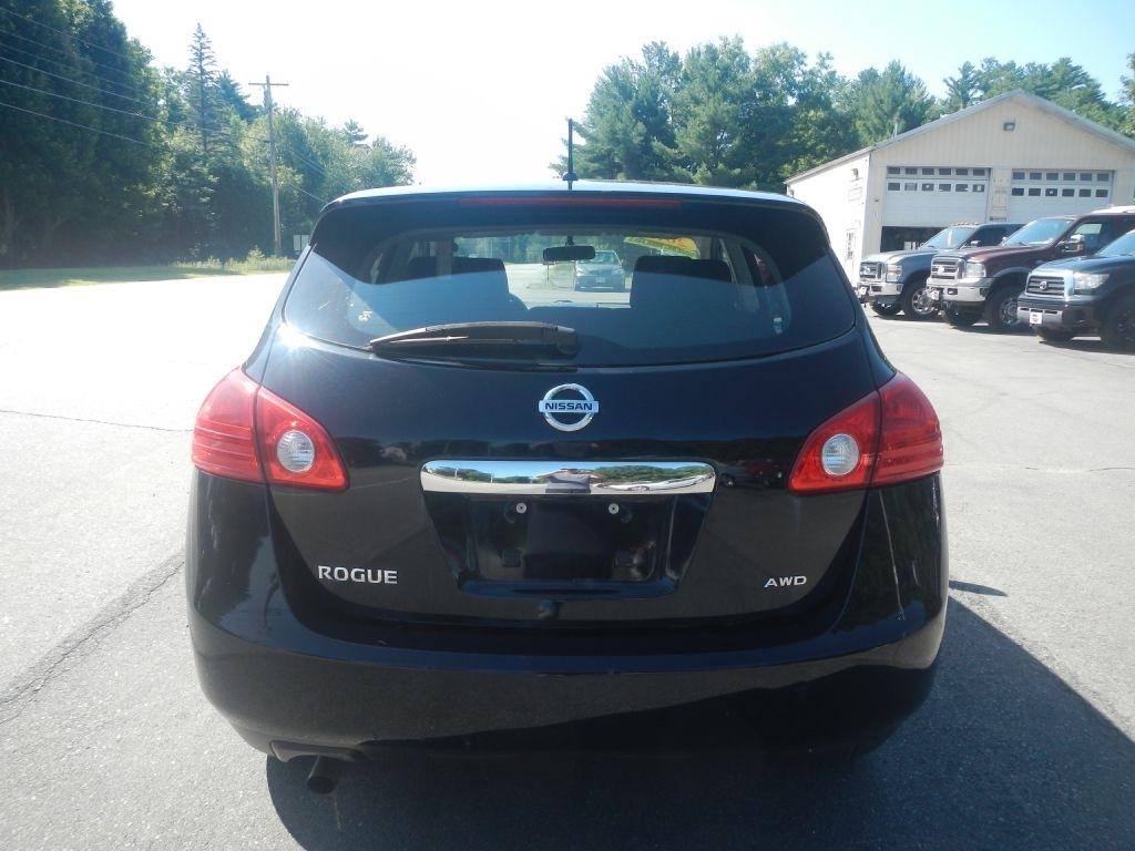 Nissan Rogue S AWD 2012
