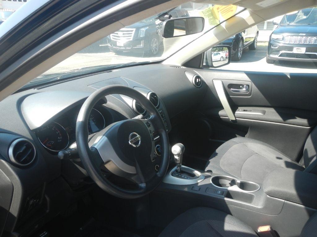 Nissan Rogue S AWD 2012