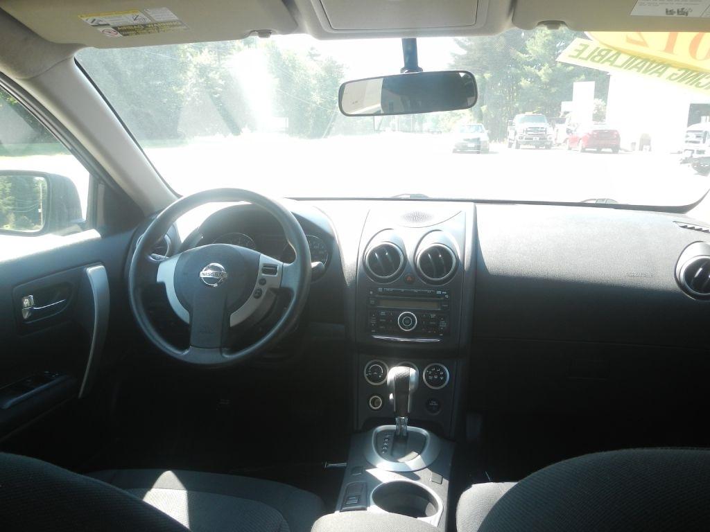 Nissan Rogue S AWD 2012